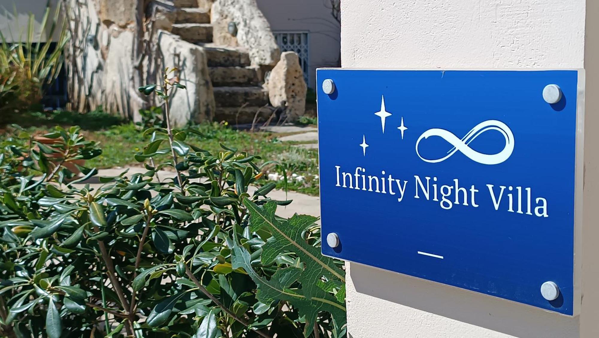 Infinity Night Villa 干尼亞 外观 照片